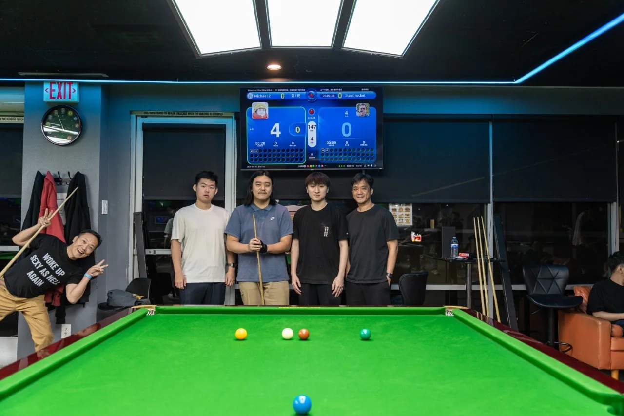 iCUE Billiard Club snooker tournament players with AI smart table scoring screen